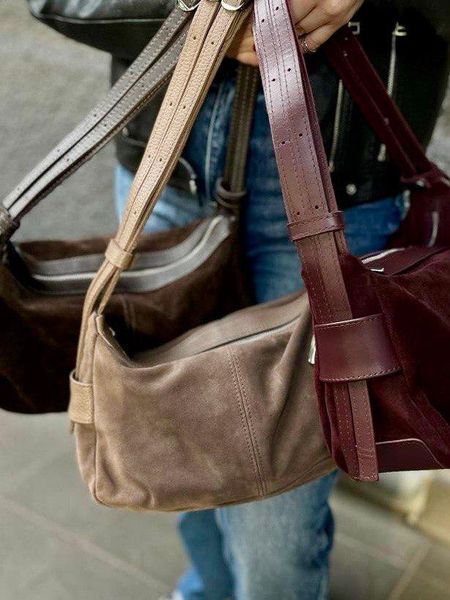 Сумка кросс-боди женская замшевая средняя темно-бежевая ARTiS Bags 1820 207-4222 1820 207-4222 фото