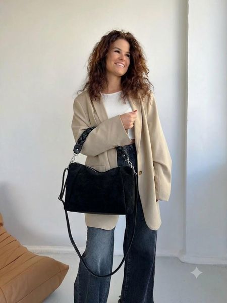 Сумка жіноча з натуральної шкіри середня ARTiS Bags 1772 201-703 Чорна 1772 201-703 фото