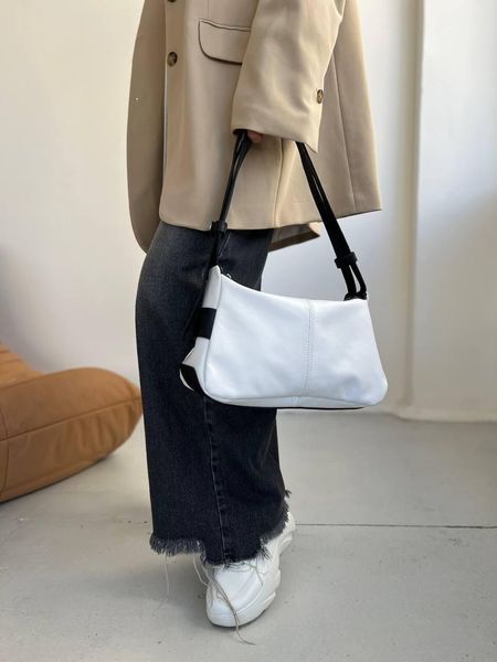 Сумка багет натуральная кожа средняя белая с черным ARTiS Bags 1820 5113-4620 1820 5113-4620 фото